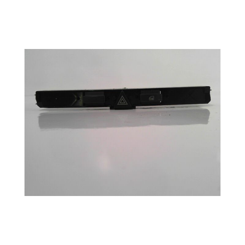 BOUTON DE WARNING OPEL ASTRA 2004-