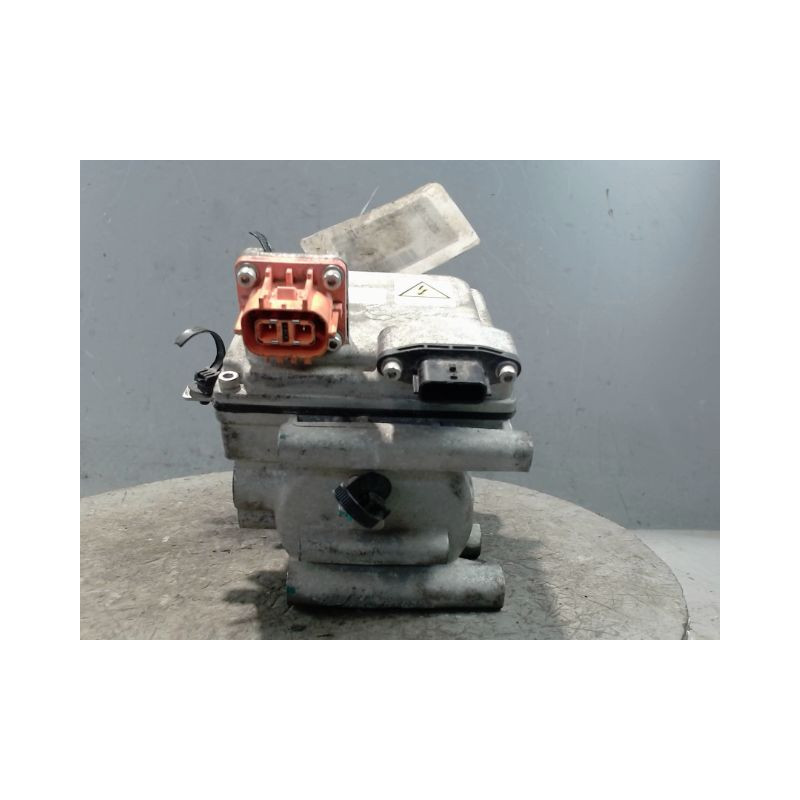 COMPRESSEUR AIR CONDITIONNE DACIA SPRING