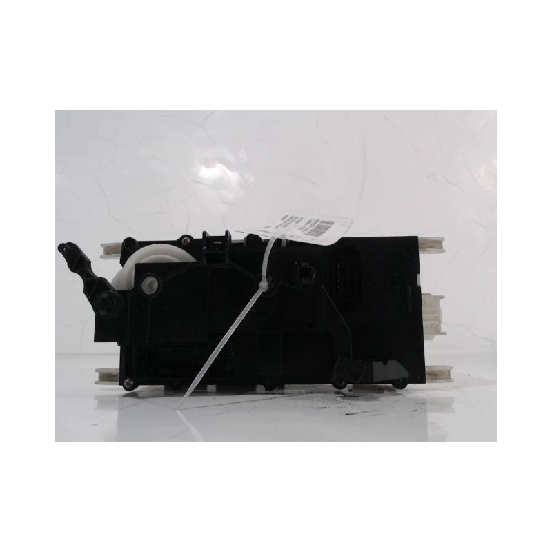 COMMANDE DE CHAUFFAGE MERCEDES CLASSE A - 2001