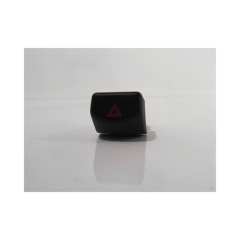 BOUTON DE WARNING NISSAN MICRA 2005-2007
