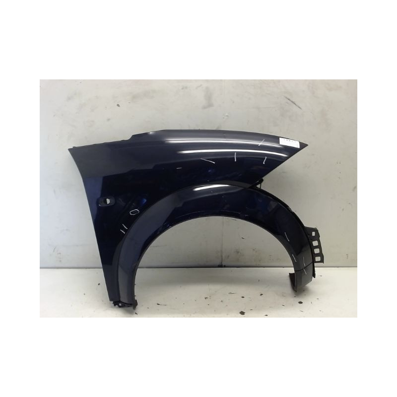 AILE AVANT DROIT AUDI A2