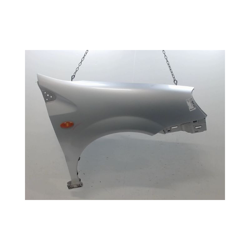 AILE AVANT DROIT NISSAN ALMERA TINO MONOSP. Phase 1 2000-2003