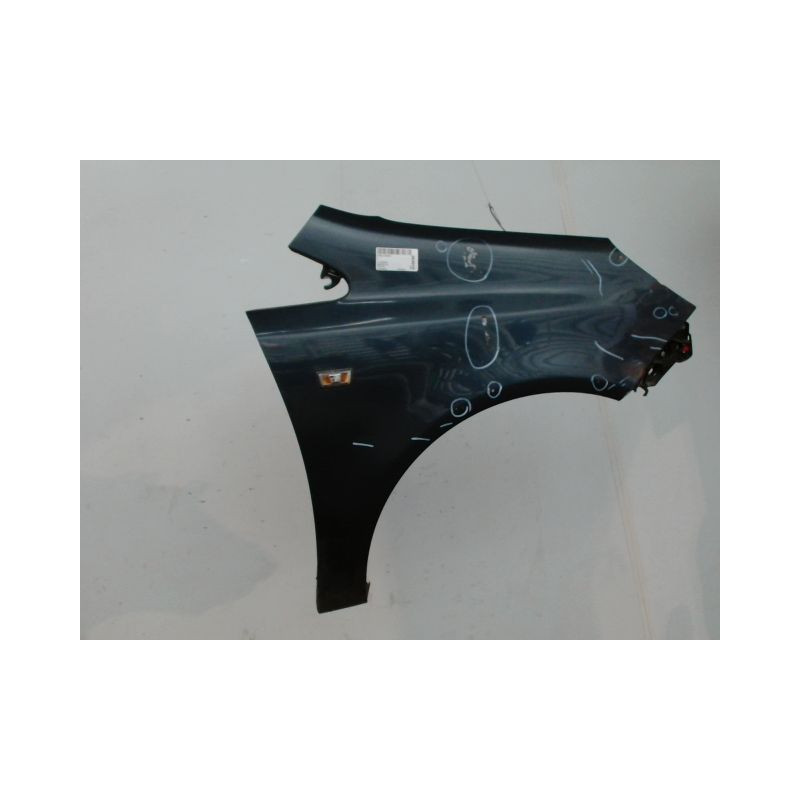 AILE AVANT DROIT OPEL CORSA