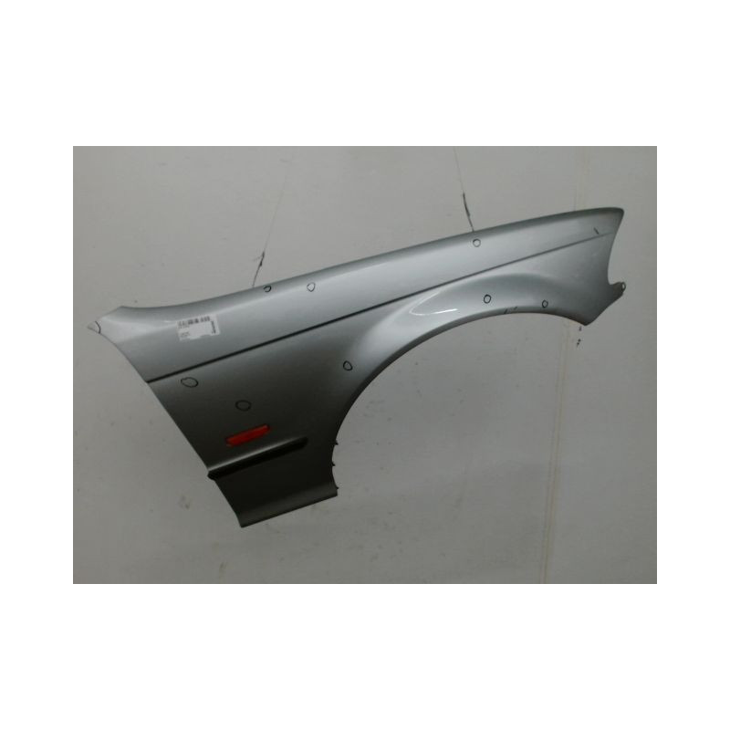 AILE AVANT DROIT B.M.W. SERIE 3