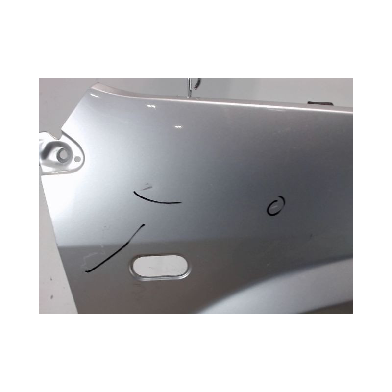 AILE AVANT DROIT FORD FUSION 2005-