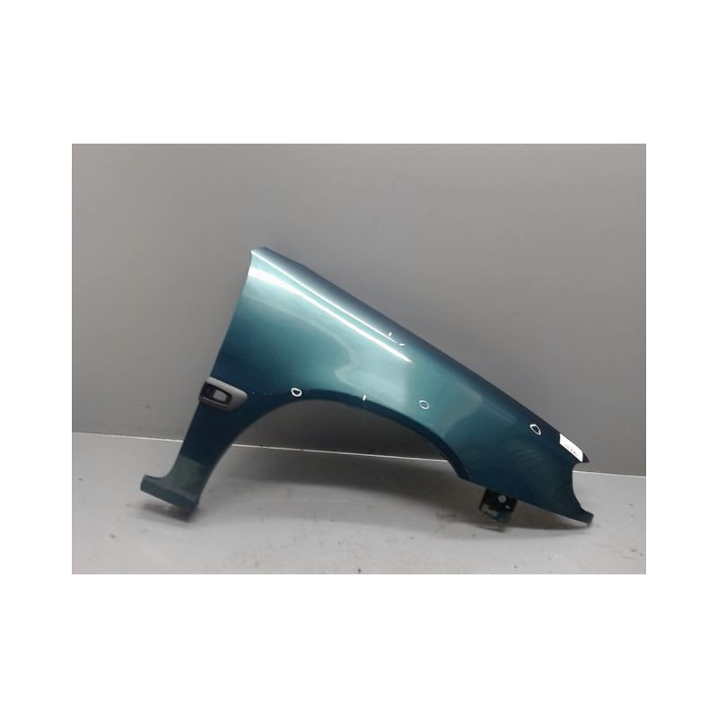 AILE AVANT DROIT CITROEN SAXO