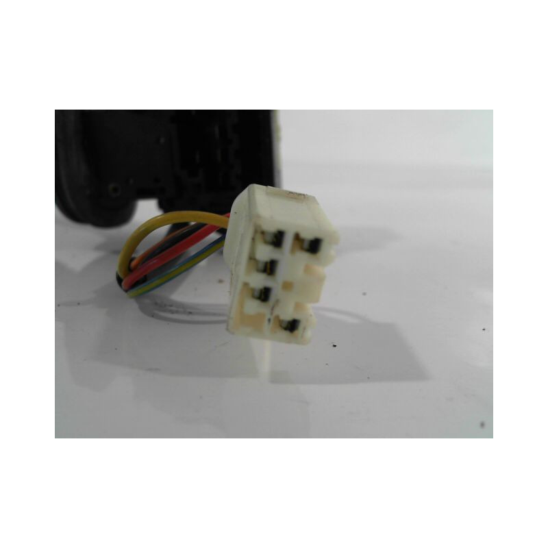 COMMANDE ESSUIE GLACE VOLVO V70 -2000