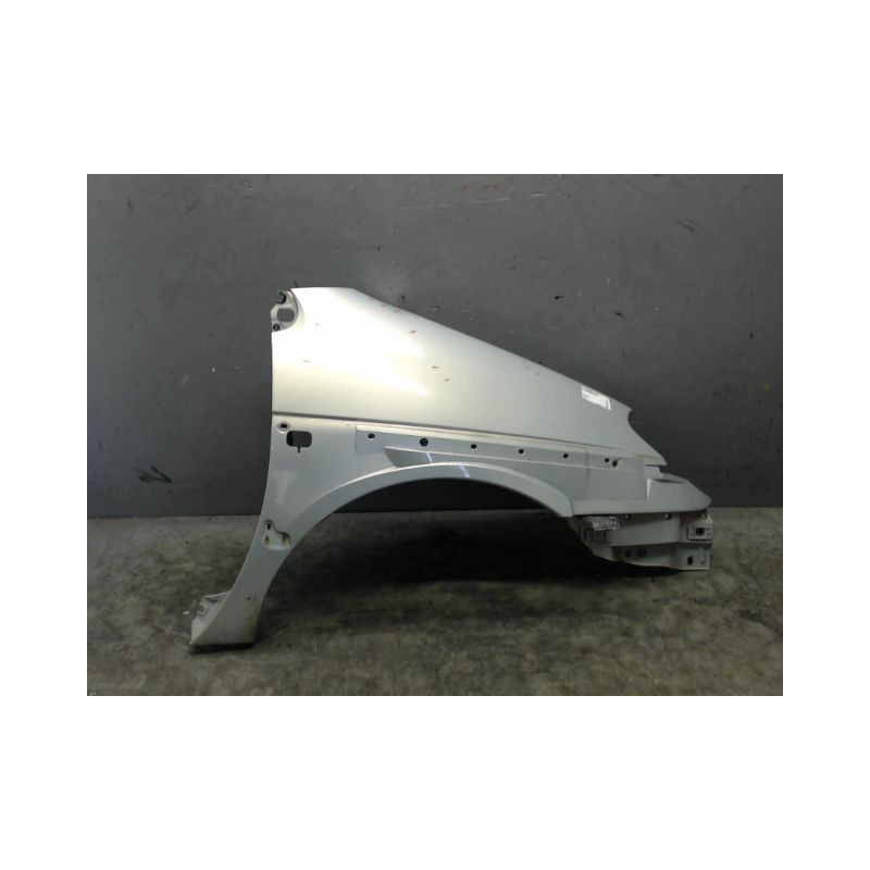 AILE AVANT DROIT RENAULT MEGANE