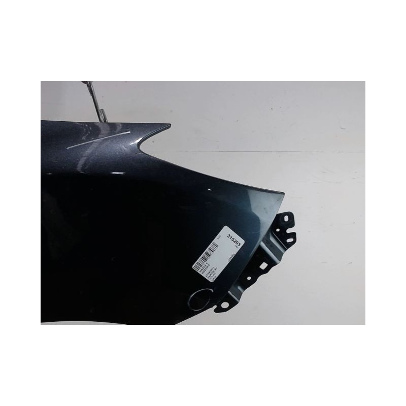 AILE AVANT DROIT MAZDA MAZDA 5