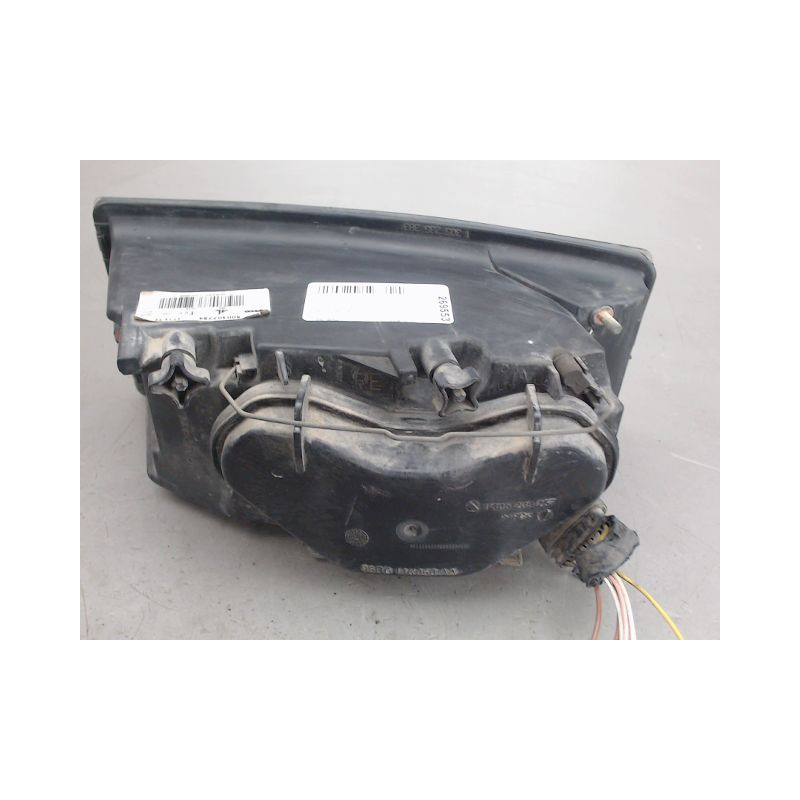 PHARE DROIT IVECO 35C13