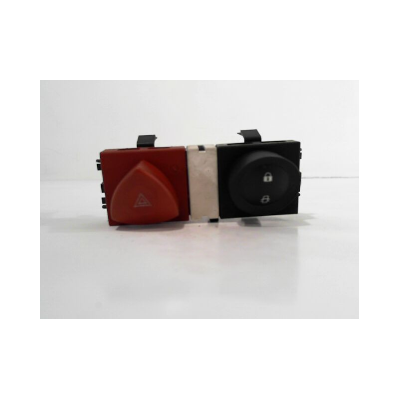 BOUTON DE WARNING RENAULT MEGANE II PH1 02-05