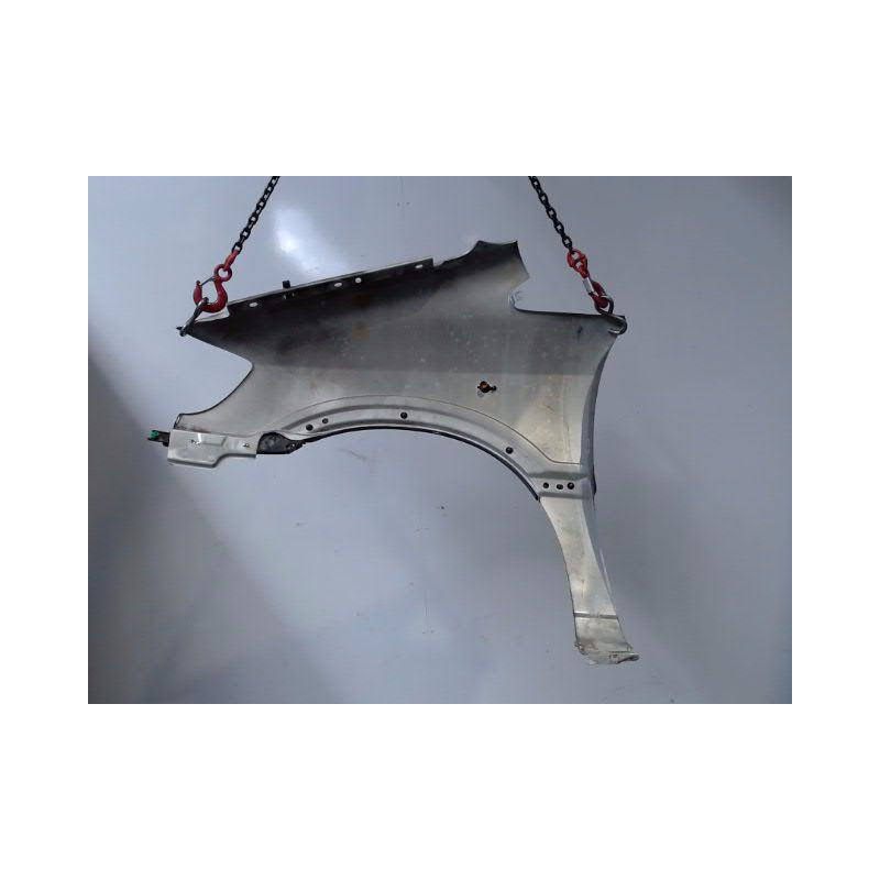 AILE AVANT DROIT OPEL ZAFIRA