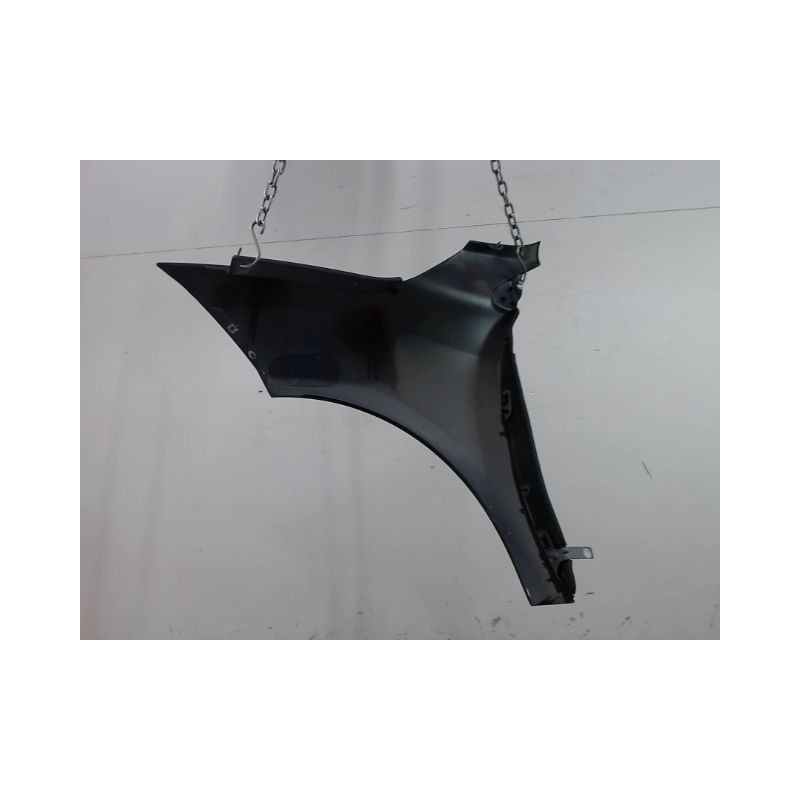 AILE AVANT DROIT RENAULT MEGANE