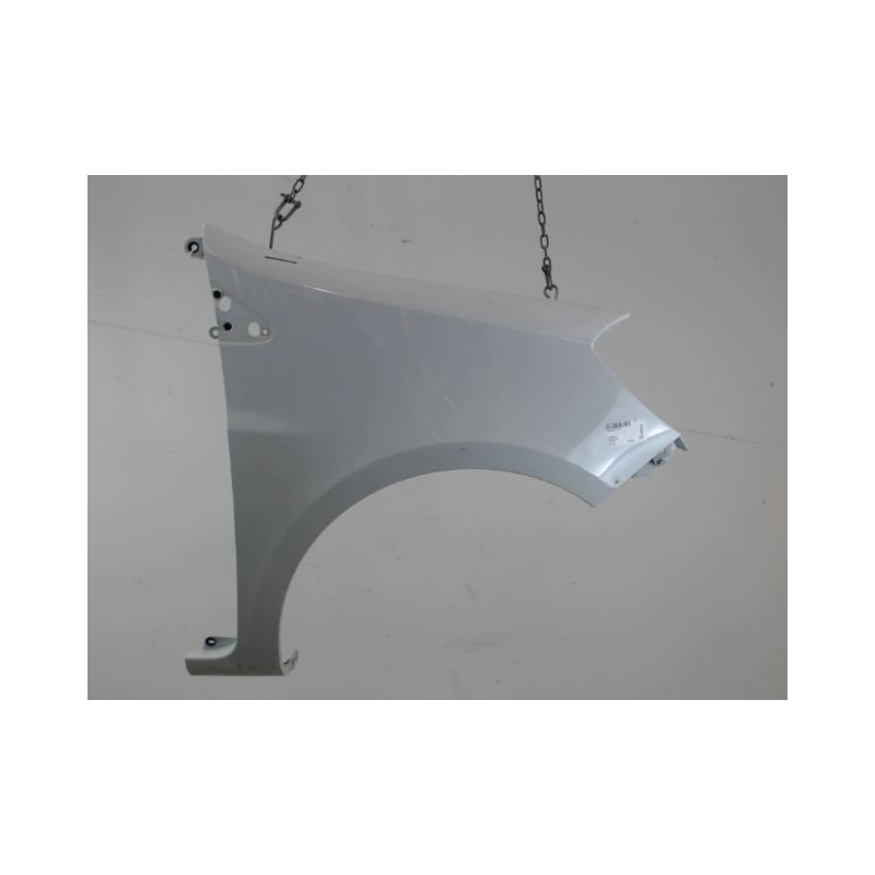 AILE AVANT DROIT RENAULT CLIO