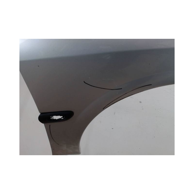 AILE AVANT DROIT OPEL VECTRA 95-99