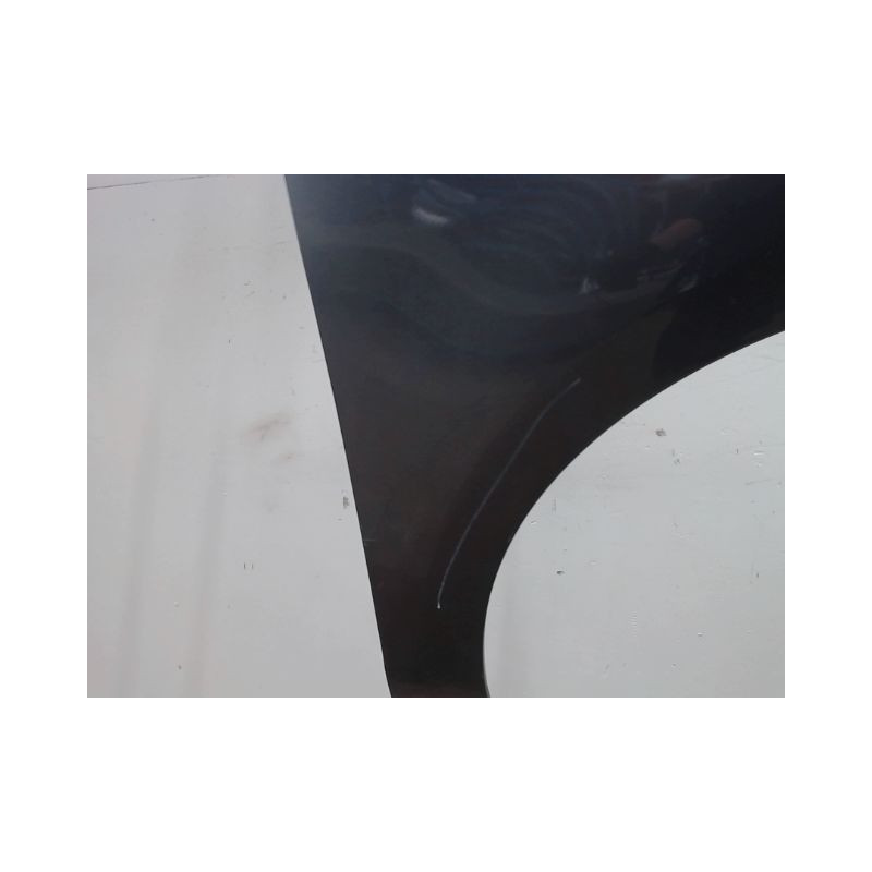 AILE AVANT DROIT RENAULT MEGANE
