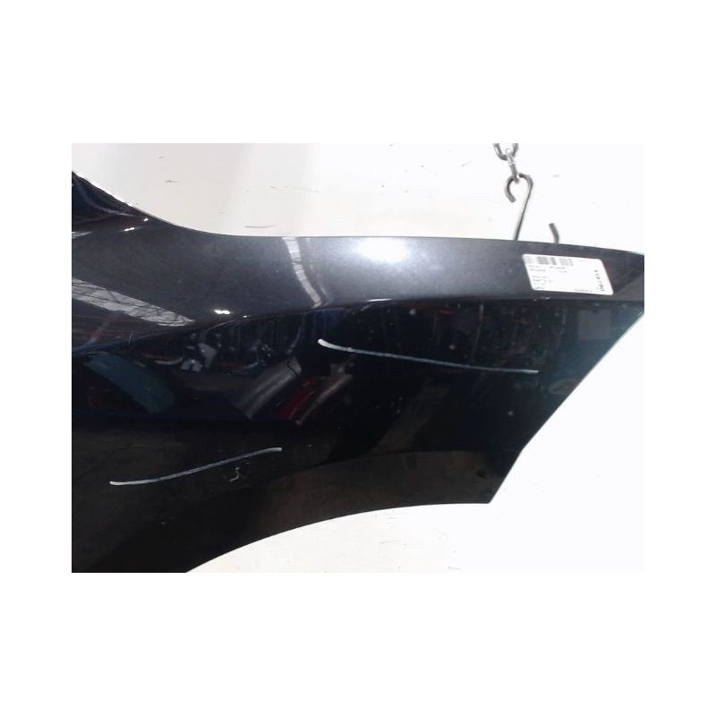 AILE AVANT DROIT RENAULT MEGANE III 2008-