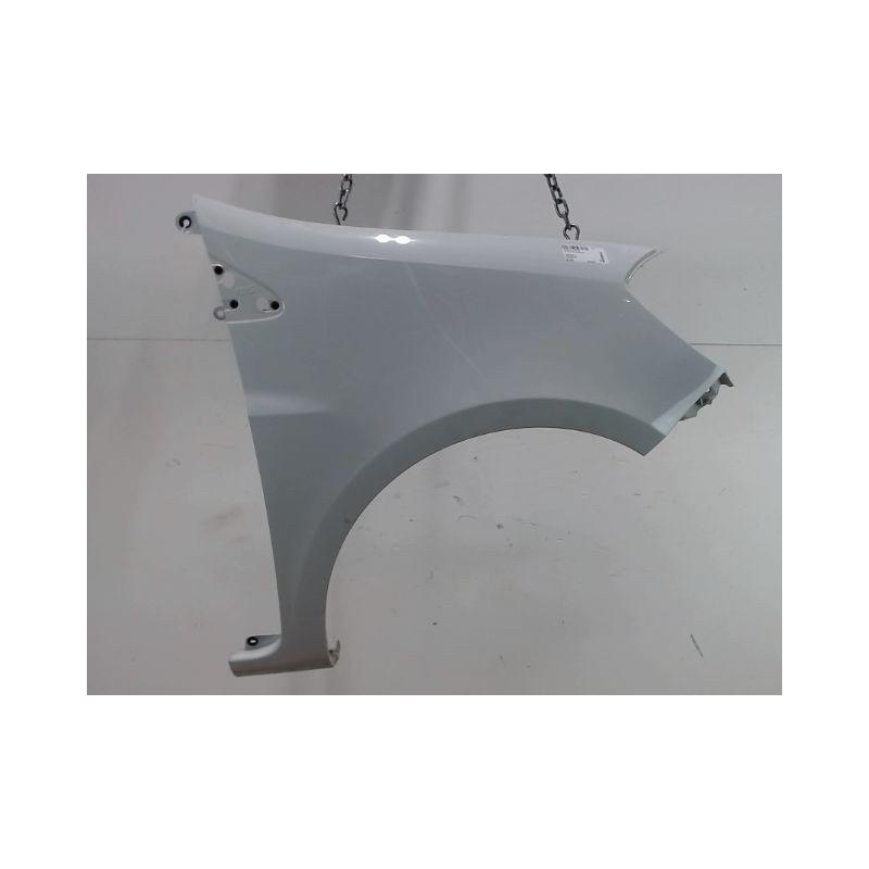 AILE AVANT DROIT RENAULT CLIO III 2009-