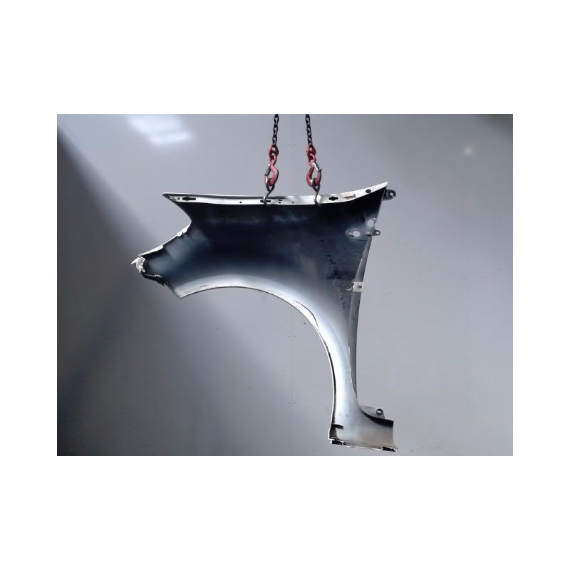 AILE AVANT DROIT RENAULT CLIO III 2010-