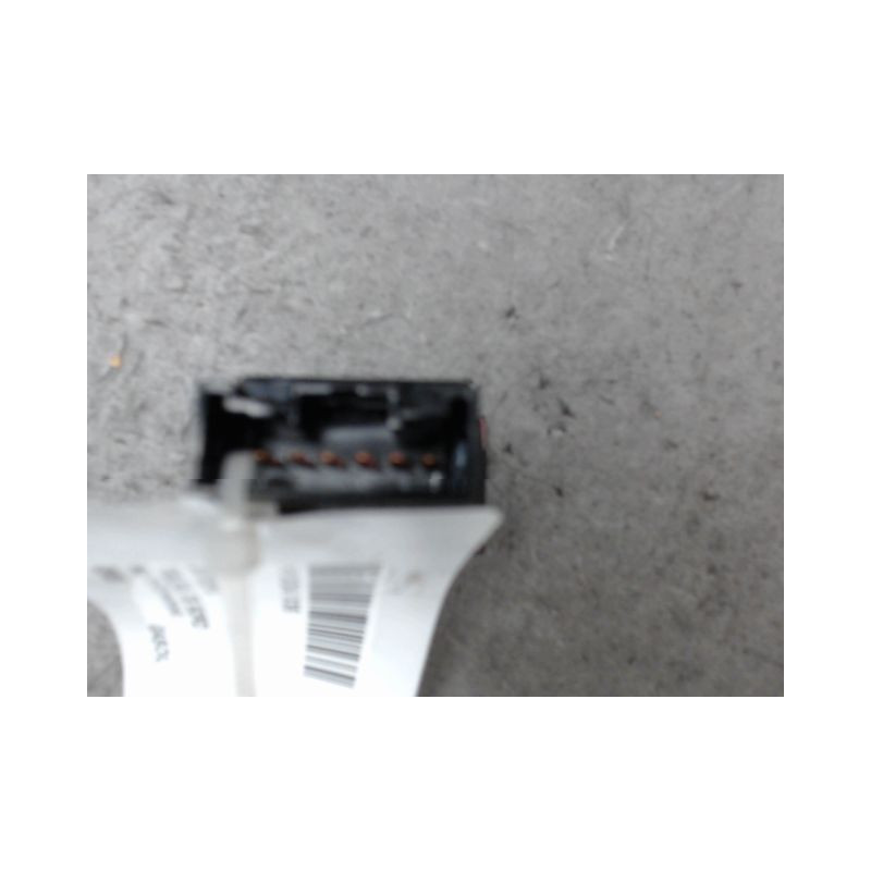 BOUTON DE WARNING HYUNDAI IX35