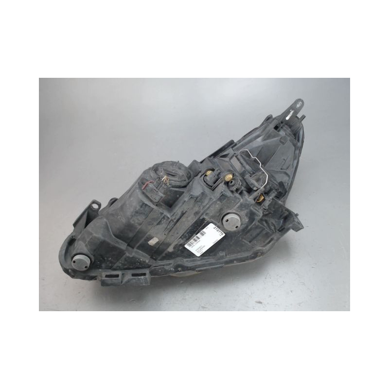 PHARE DROIT OPEL CORSA