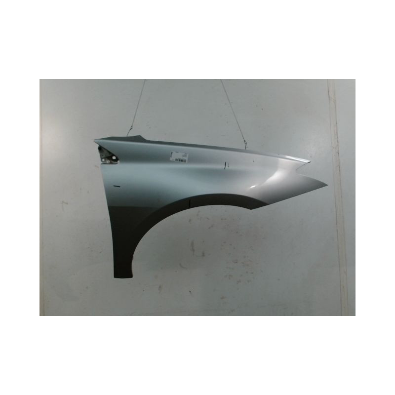 AILE AVANT DROIT RENAULT LAGUNA