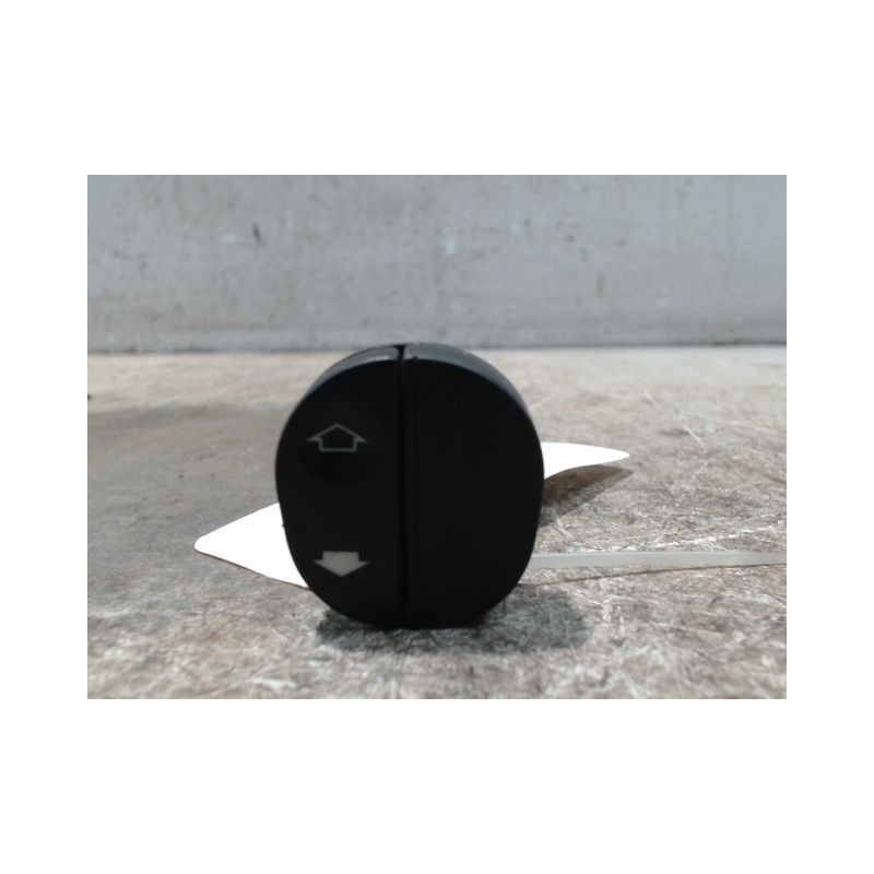 COMMANDE LEVE-GLACE PORTE AVD FORD FUSION 2005-