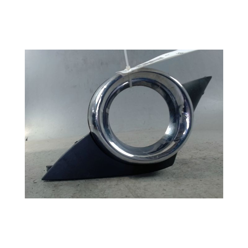 OBTURATEUR PHARE ADDITIONNEL PARE-CHOC AVG PEUGEOT 207 5P