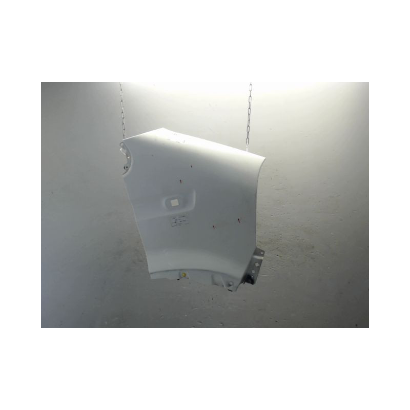 AILE AVANT DROIT RENAULT MASTER