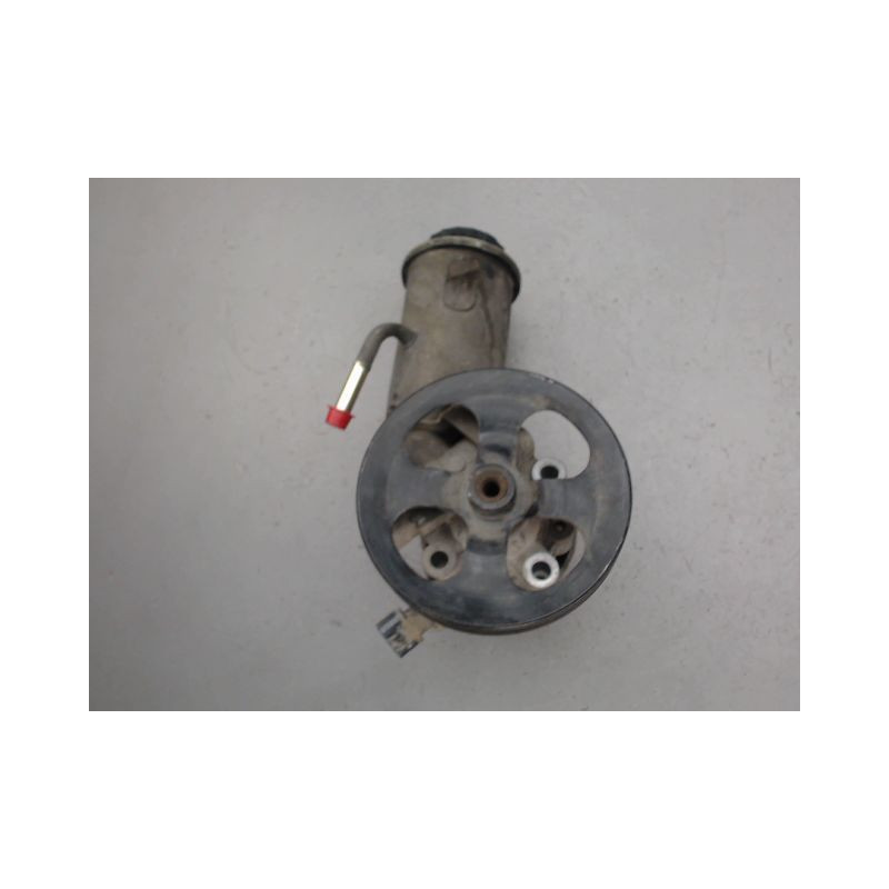POMPE DIRECTION ASSISTEE TOYOTA YARIS