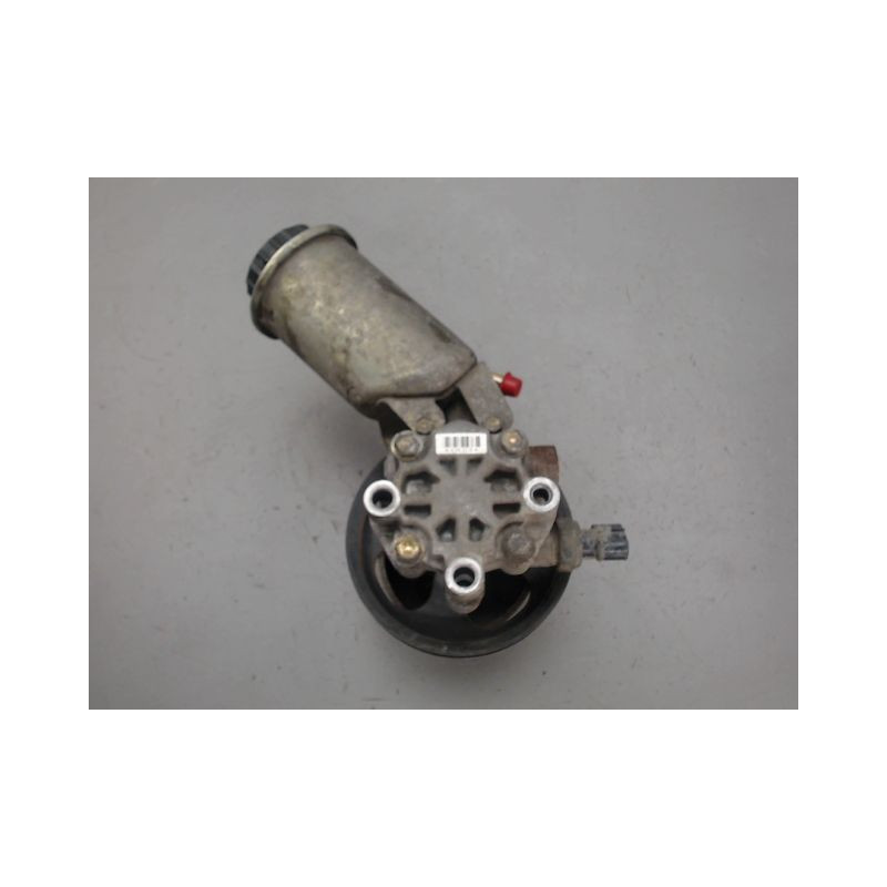 POMPE DIRECTION ASSISTEE TOYOTA YARIS