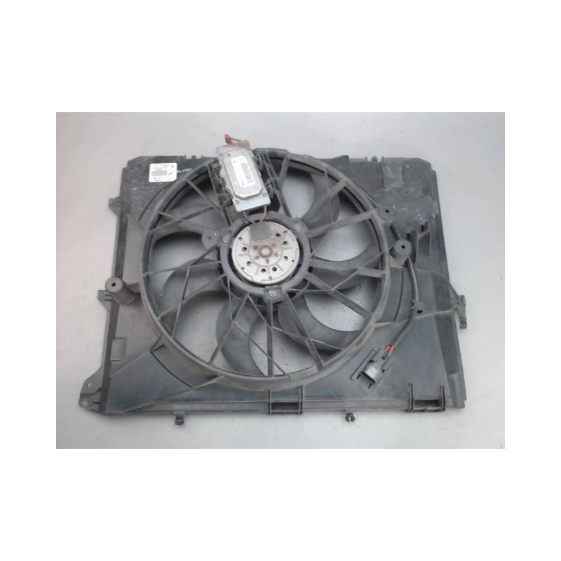 MOTEUR VENTILATEUR RADIATEUR B.M.W. SERIE 1