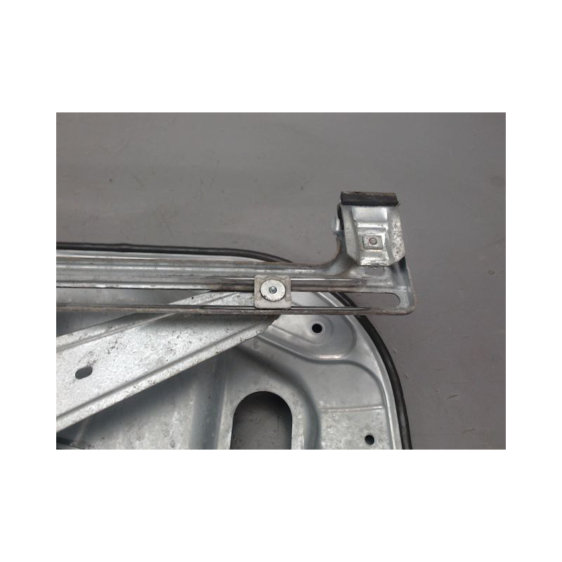 MECANISME LEVE-GLACE AVANT DROIT FORD FOCUS