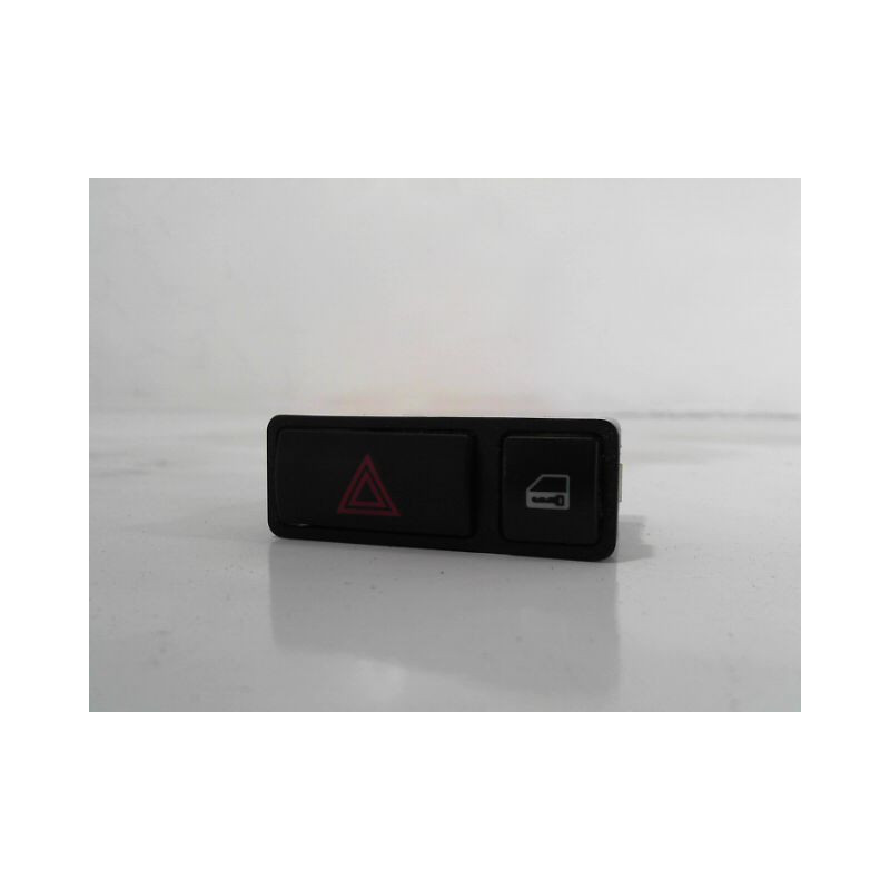 BOUTON DE WARNING B.M.W. SERIE 3