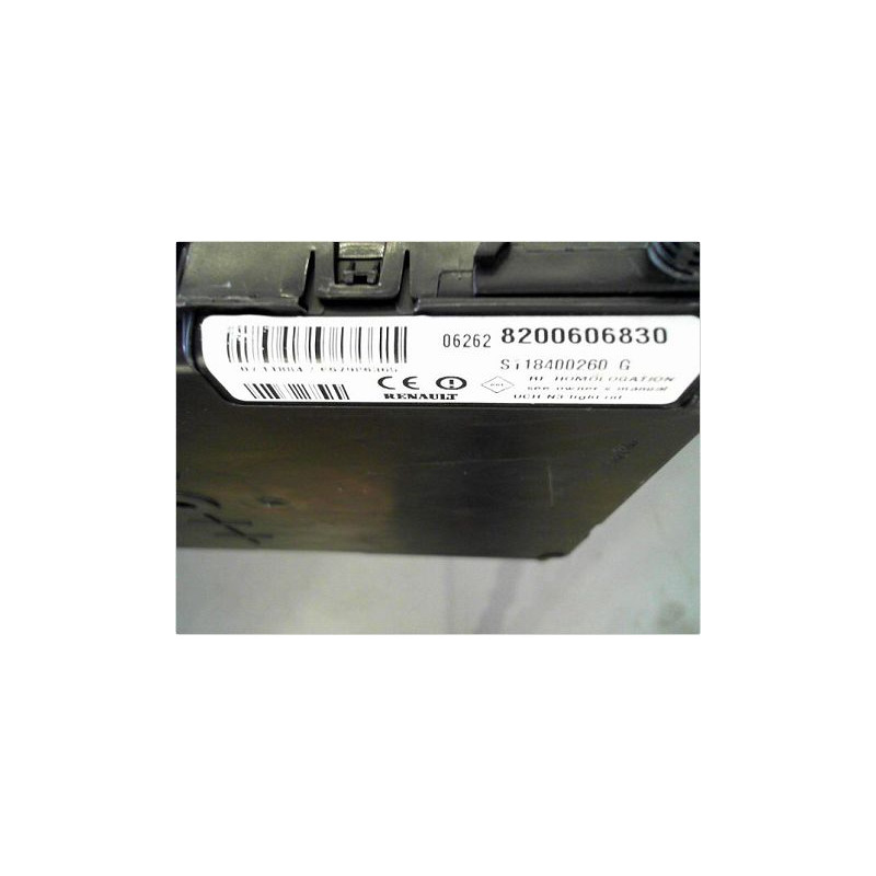 BOITIER GESTION HABITACLE RENAULT SCENIC II PH2 06-09