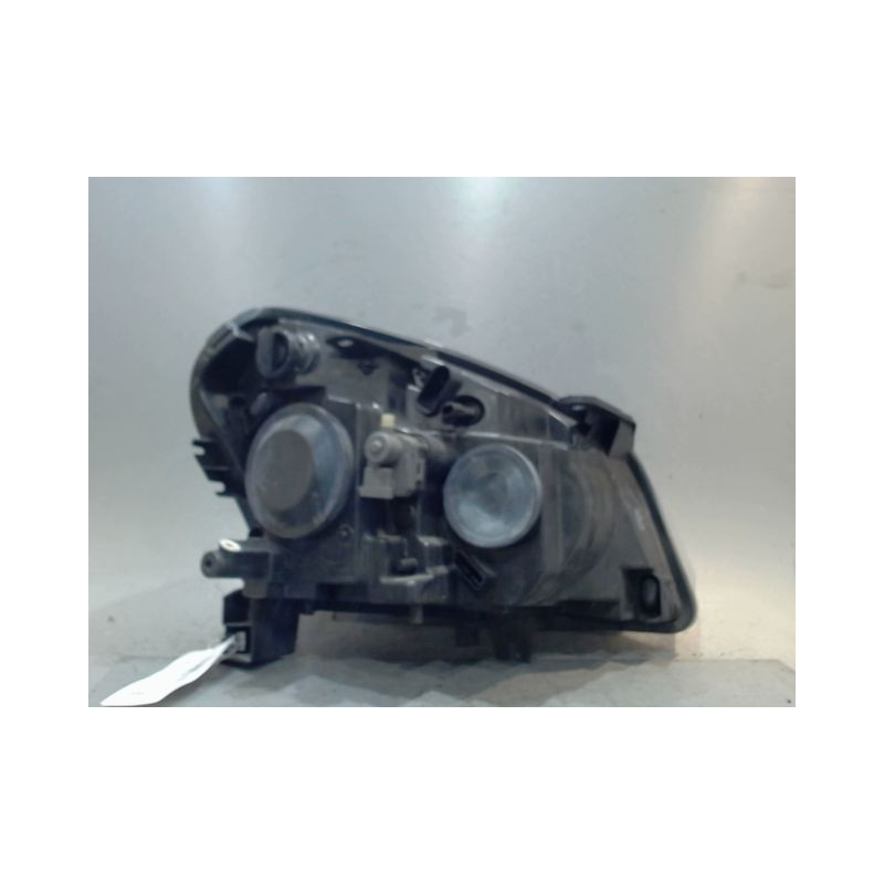 PHARE GAUCHE NISSAN QASHQAI