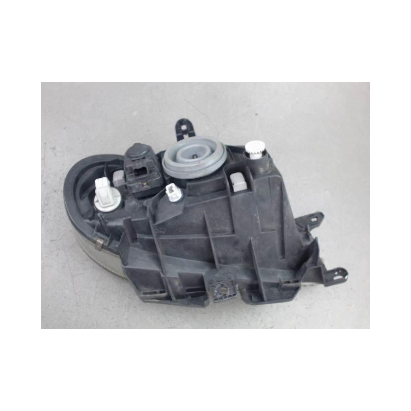 PHARE GAUCHE CITROEN SAXO