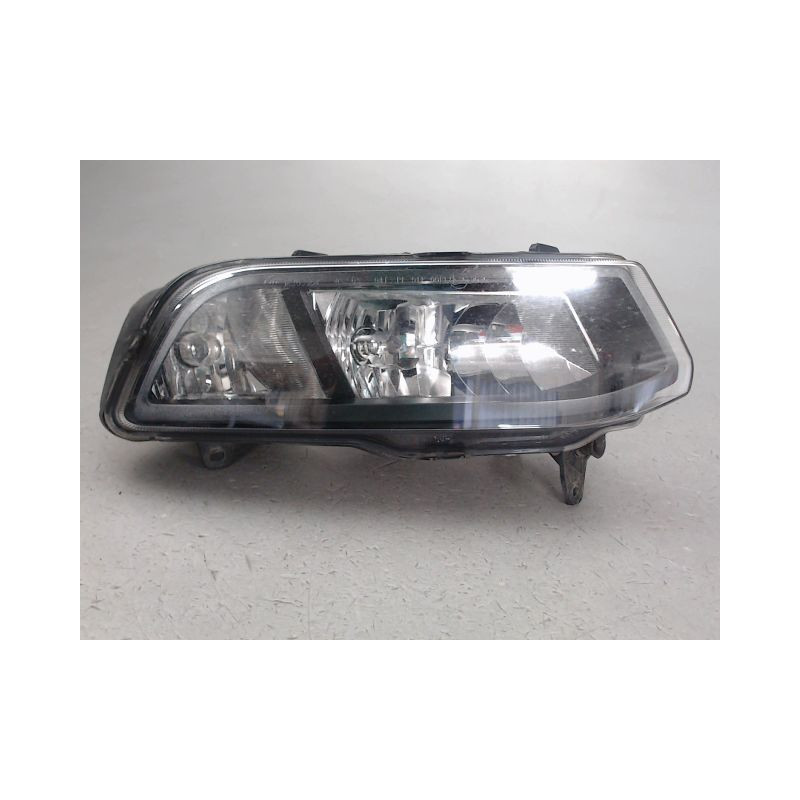 PHARE ANTIBROUILLARD AVANT DROIT VOLKSWAGEN POLO