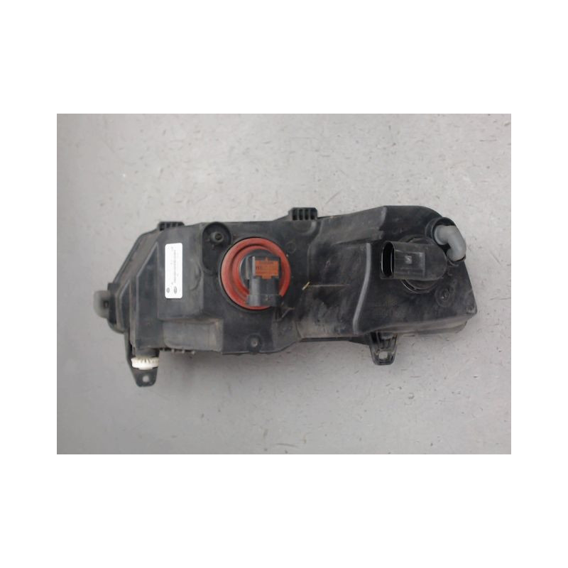 PHARE ANTIBROUILLARD AVANT DROIT VOLKSWAGEN POLO