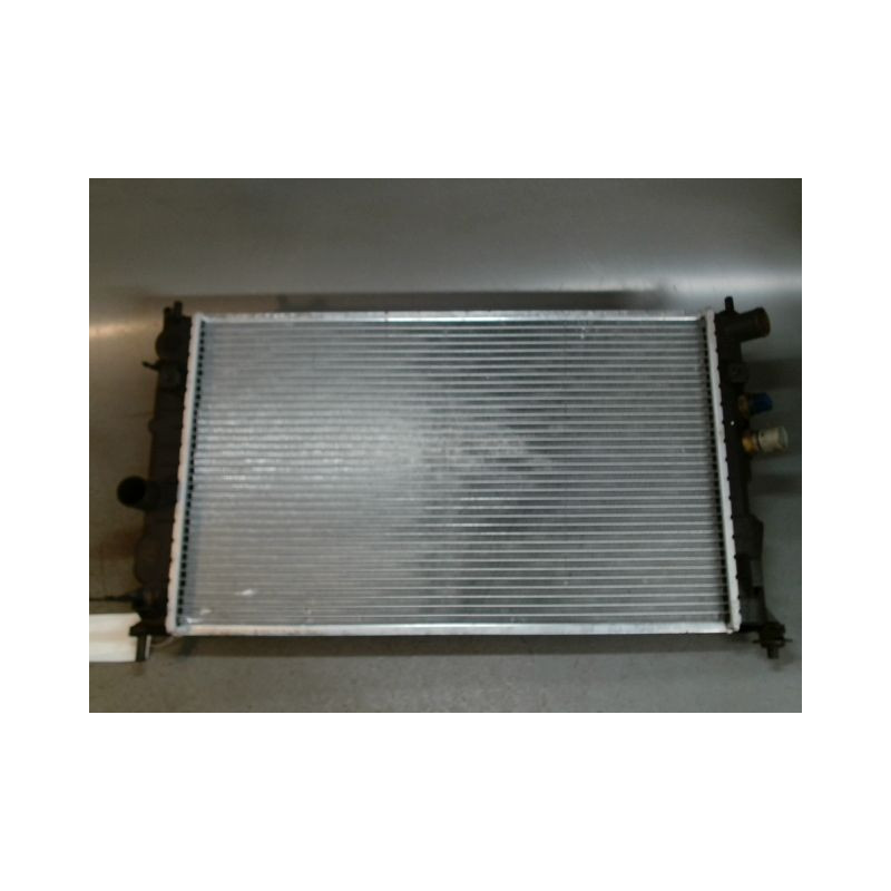 RADIATEUR OPEL VECTRA 95-99