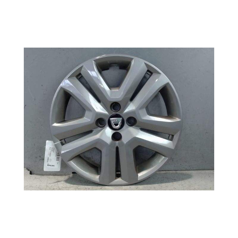 ENJOLIVEUR DE ROUE DACIA SANDERO 2008-