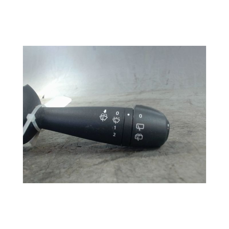 COMMANDE ESSUIE GLACE DACIA SANDERO 2008-