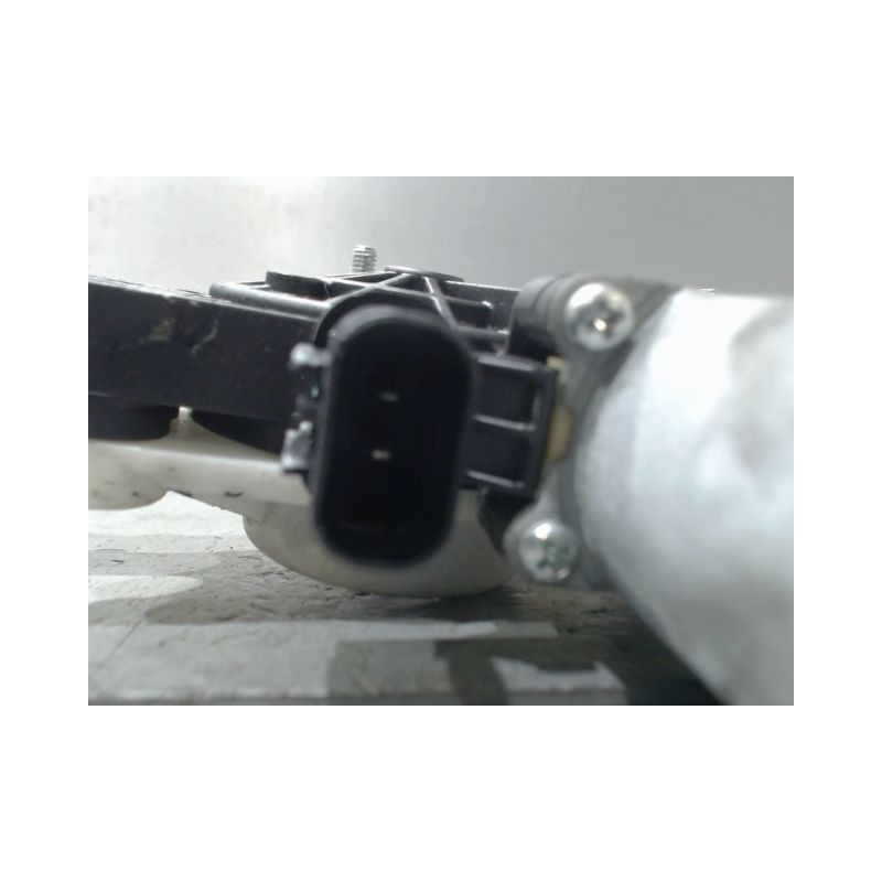 MECANISME+MOTEUR LEVE-GLACE AVANT DROIT KIA PICANTO