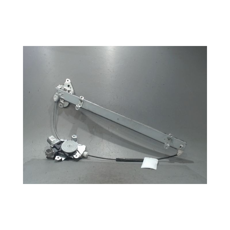 MECANISME+MOTEUR LEVE-GLACE AVANT DROIT NISSAN NV200