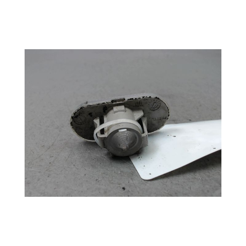 REPETITEUR AILE GAUCHE RENAULT TWINGO II Phase 2 2011-2014