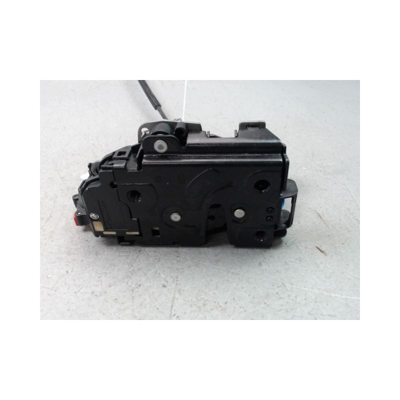 SYSTEME CONDAMNATION AVANT DROIT VOLKSWAGEN GOLF V (1K) 2003-2008