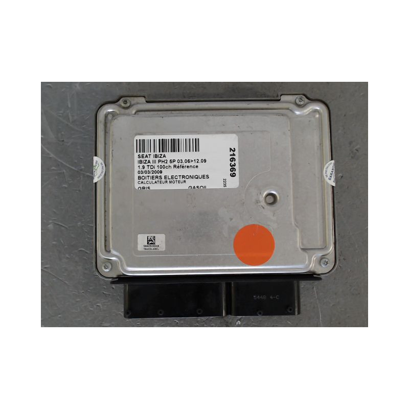 CALCULATEUR MOTEUR SEAT IBIZA III PH2 06-09