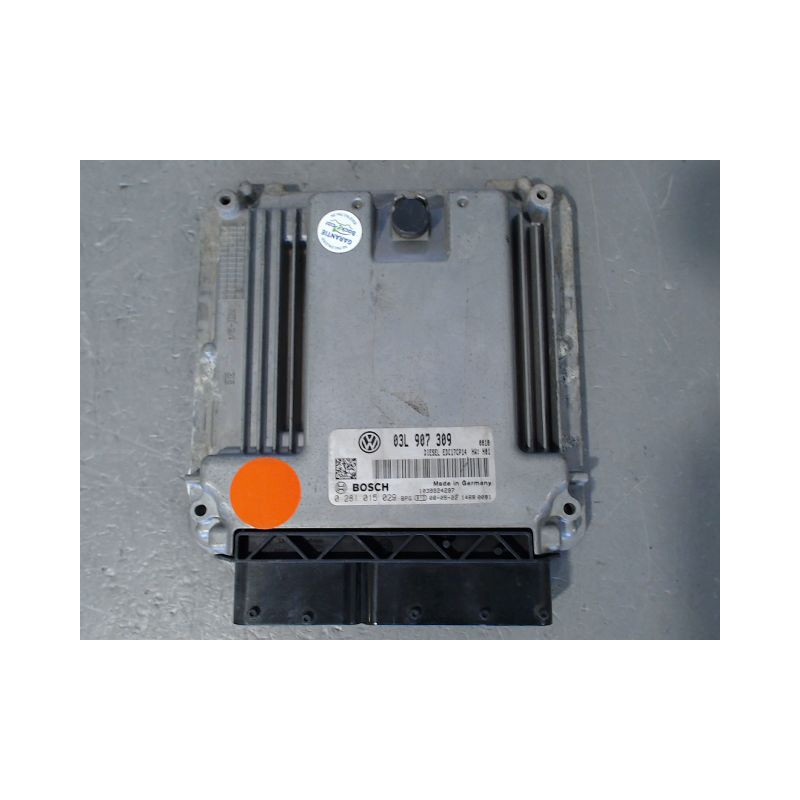 CALCULATEUR MOTEUR VOLKSWAGEN PASSAT