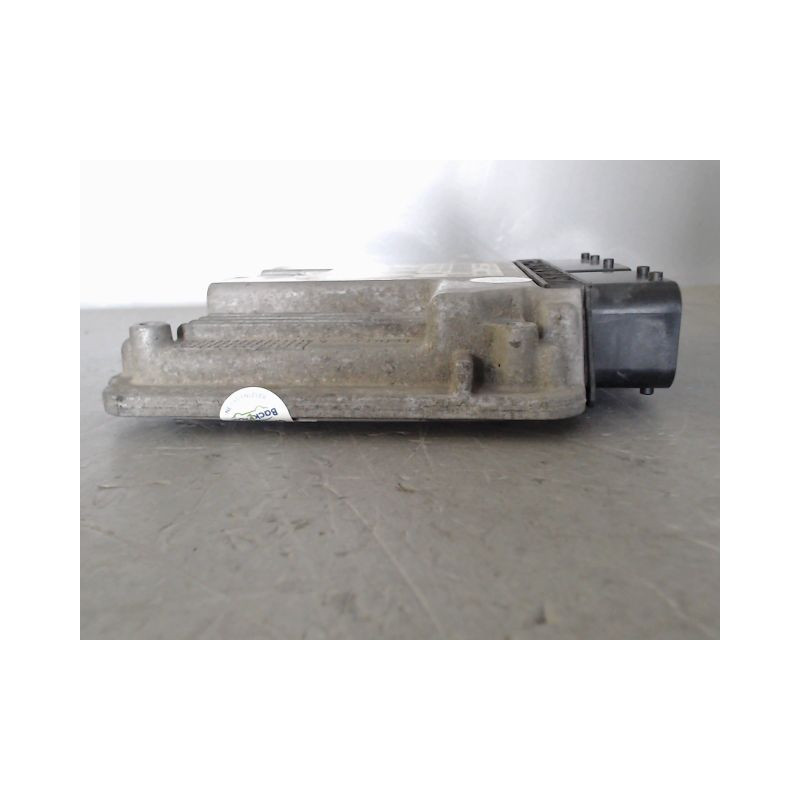 CALCULATEUR MOTEUR SEAT IBIZA