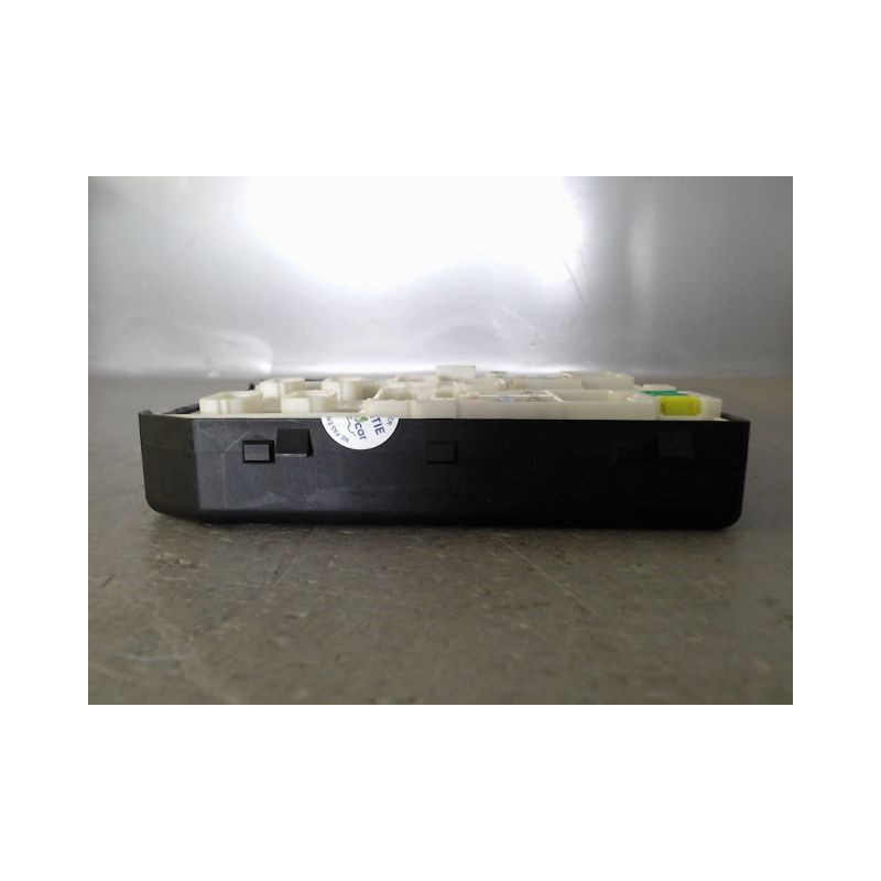 BOITE A FUSIBLES RENAULT LAGUNA